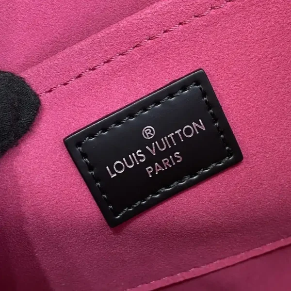 Louis Vuitton Cluny Mini Black - Image 6
