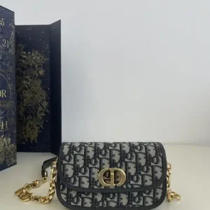 Dior 30 Montaigne Avenue Bag