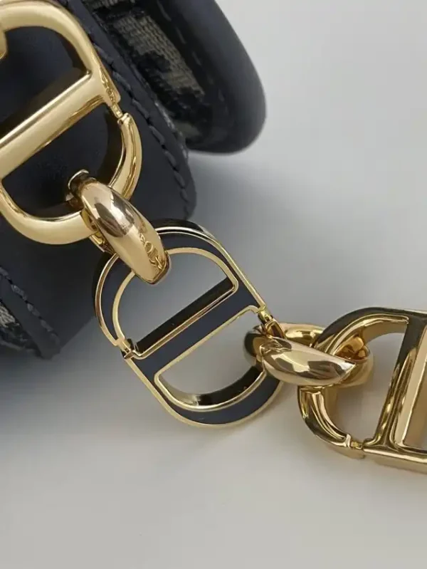 Dior 30 Montaigne Avenue Bag - Image 3
