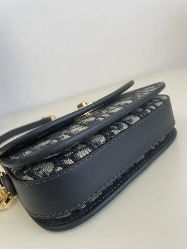 Dior 30 Montaigne Avenue Bag - Image 4