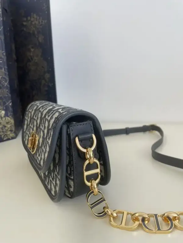 Dior 30 Montaigne Avenue Bag - Image 5