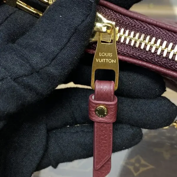 Louis Vuitton Easy Pouch Bordeuax - Image 2