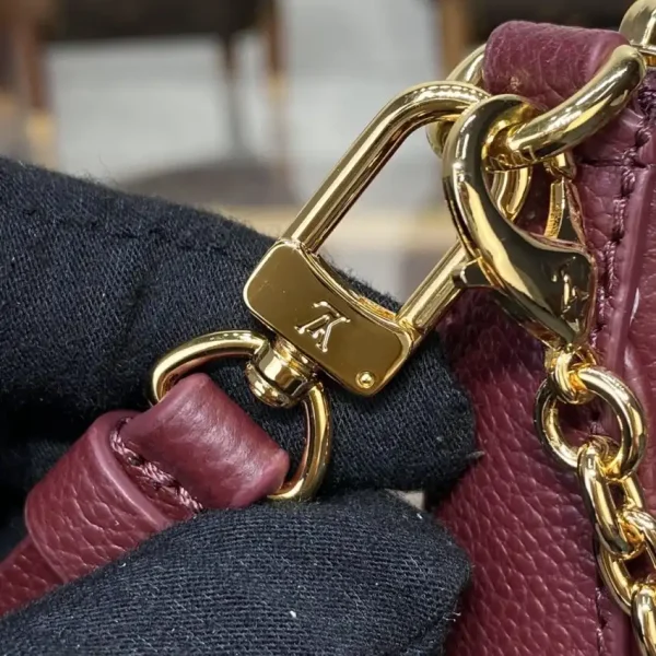 Louis Vuitton Easy Pouch Bordeuax - Image 6