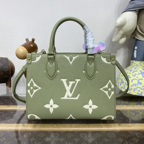 LV OnTheGo PM Green - Image 3