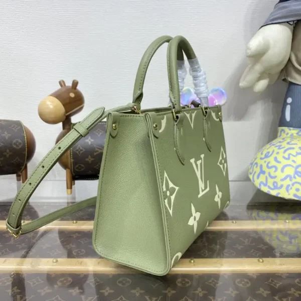 LV OnTheGo PM Green - Image 4