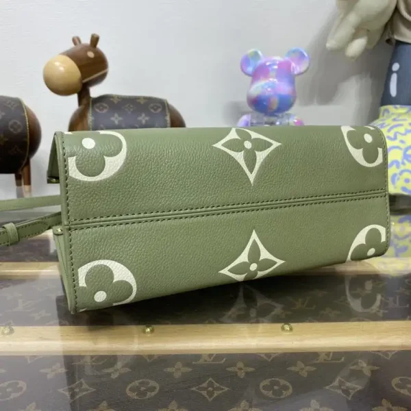 LV OnTheGo PM Green - Image 8