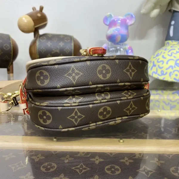 Louis Vuitton Saumur - Image 6