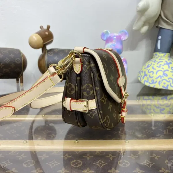 Louis Vuitton Saumur - Image 8