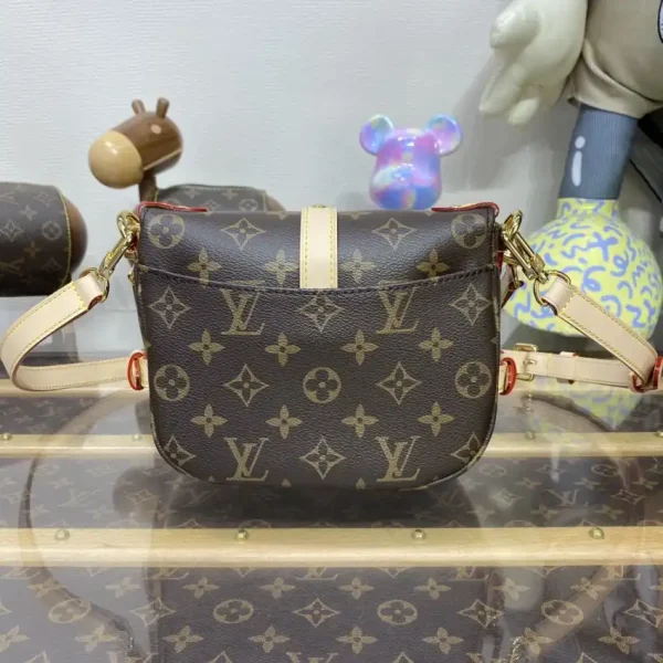 Louis Vuitton Saumur - Image 9