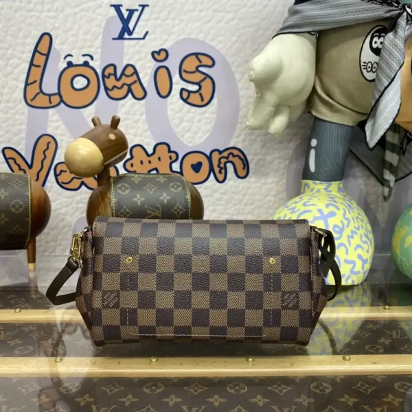 Louis Vuitton Favorite Brown Grid - Image 7