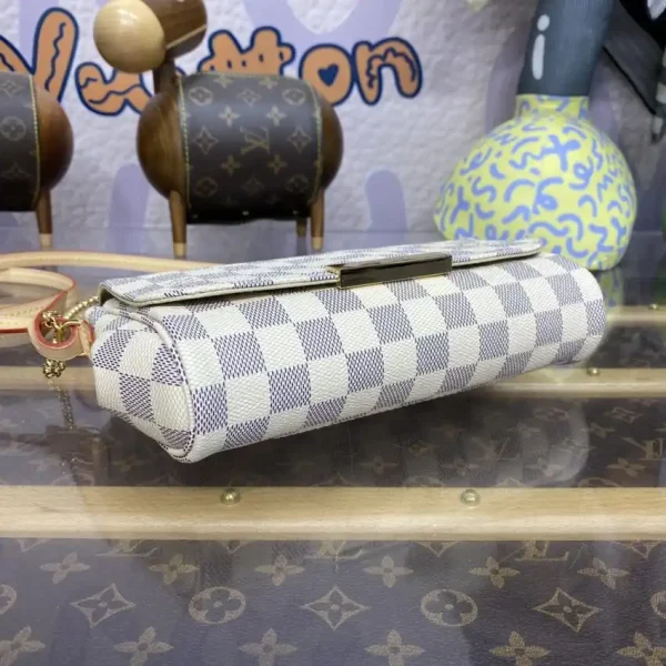 Louis Vuitton Favorite White Grid - Image 5