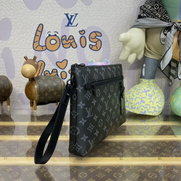 Louis Vuitton Takeoff Pouch - Image 2