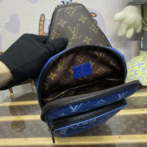 Louis Vuitton Avenue Slingbag Blue - Image 4