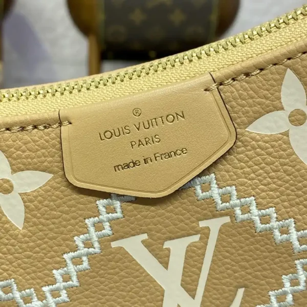 Louis Vuitton Easy Pouch Apricot - Image 5