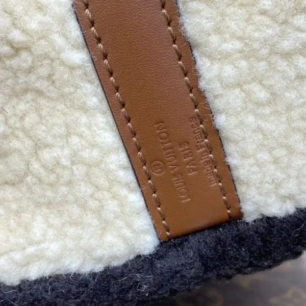 Louis Vuitton Speedy Bandouliere 25 Wool - Image 5