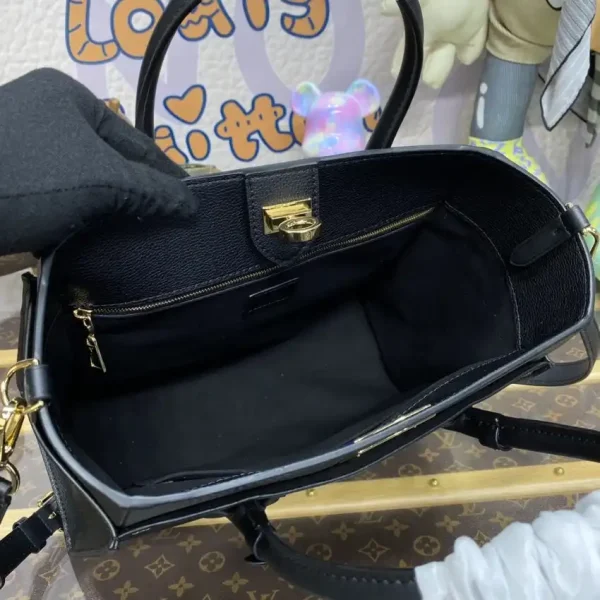 Louis Vuitton On My Side Black - Image 6