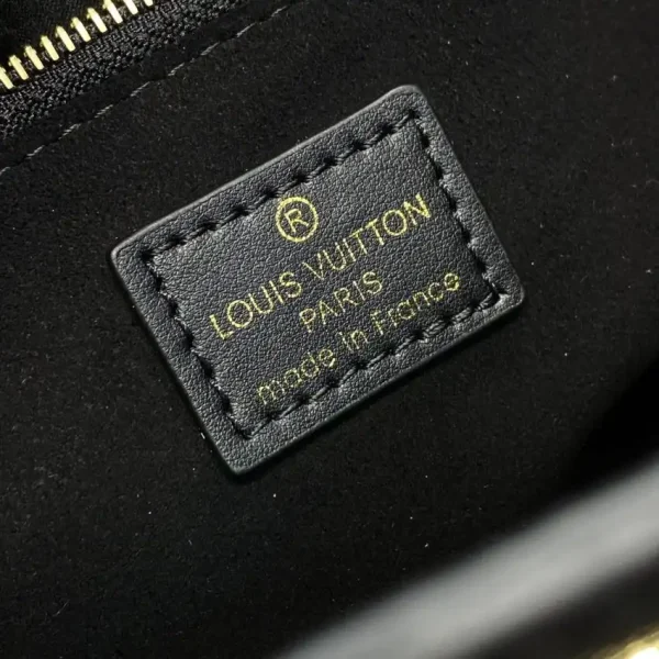 Louis Vuitton On My Side Black - Image 2