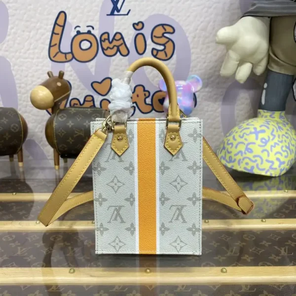 Louis Vuitton Sac Plat Petit II - Image 4