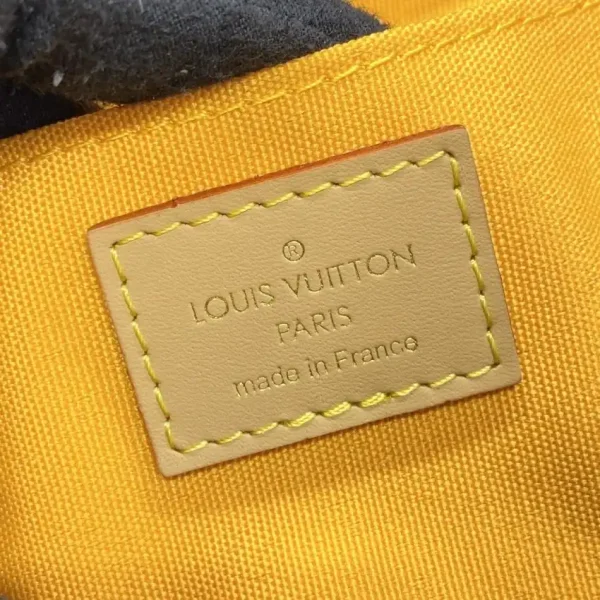 Louis Vuitton Sac Plat Petit II - Image 9