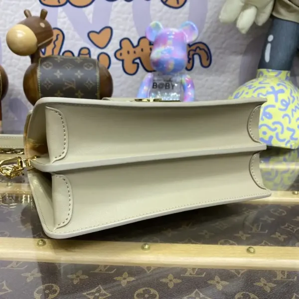 Louis Vuitton Dauphine Mini Beige - Image 4
