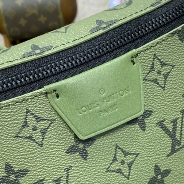 Louis Vuitton Moon Crossbody Green - Image 7