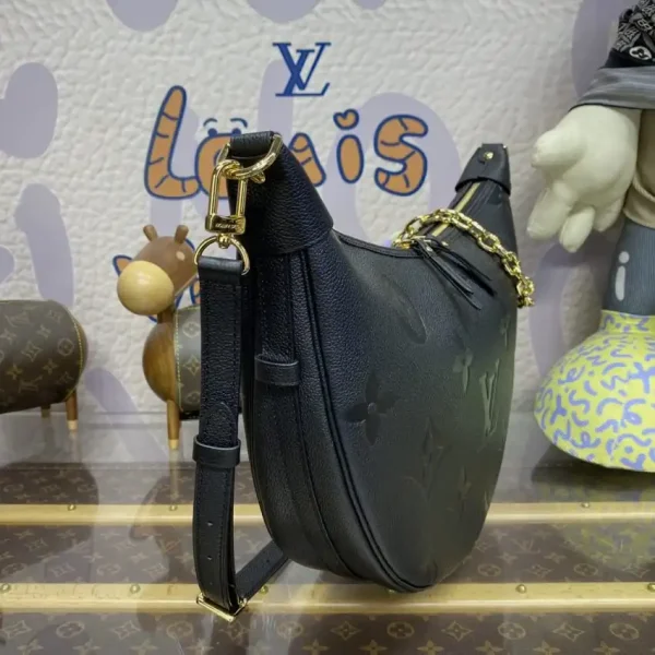 Louis Vuitton Loop Hobo Black - Image 9