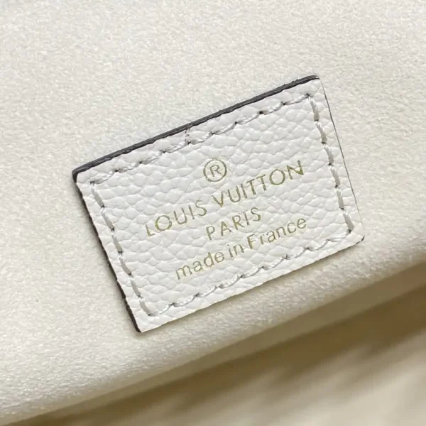 Louis Vuitton Loop Hobo White - Image 8