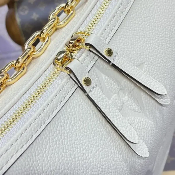 Louis Vuitton Loop Hobo White - Image 9