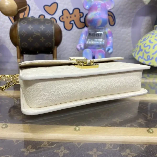 Louis Vuitton Wallet On Chain Metis White - Image 8