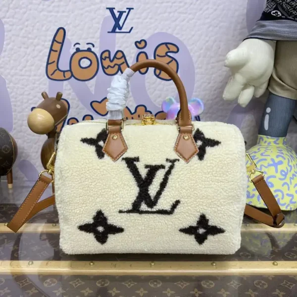 Louis Vuitton Speedy Bandouliere 25 White Wool - Image 5