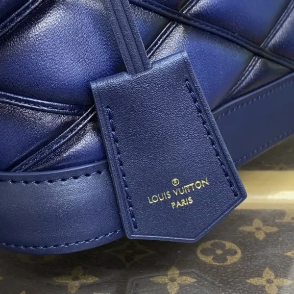 Louis Vuitton Alma BB Blue - Image 5