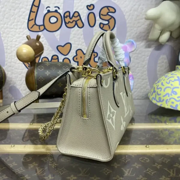 LV OnTheGo East West Beige - Image 3