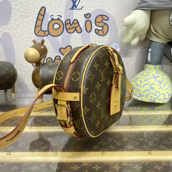 Louis Vuitton Boite Chapeau - Image 4