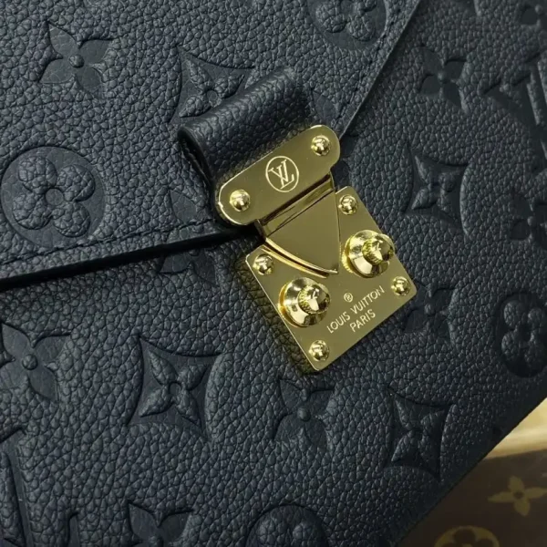 Louis Vuitton Pochette Metis Black - Image 2