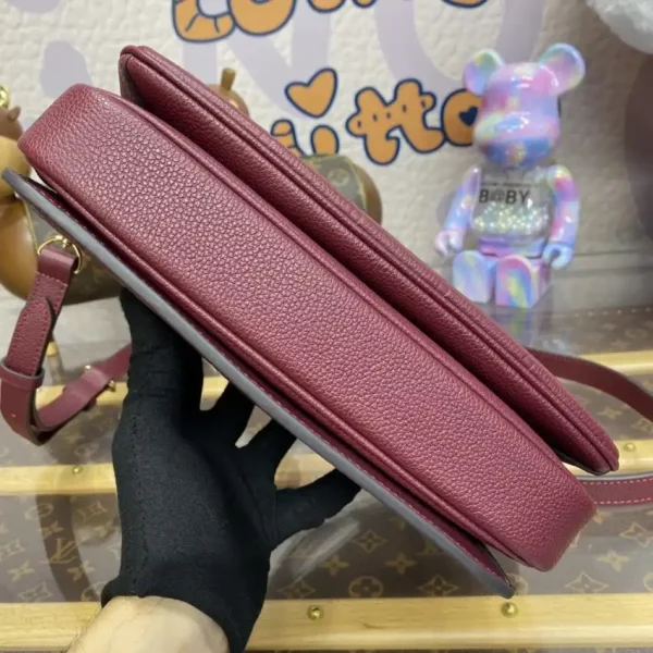 Louis Vuitton Pochette Metis Bordeaux - Image 3