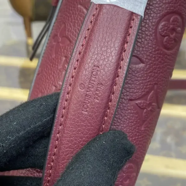 Louis Vuitton Pochette Metis Bordeaux - Image 4