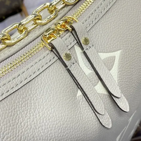 Louis Vuitton Loop Hobo Beige - Image 9