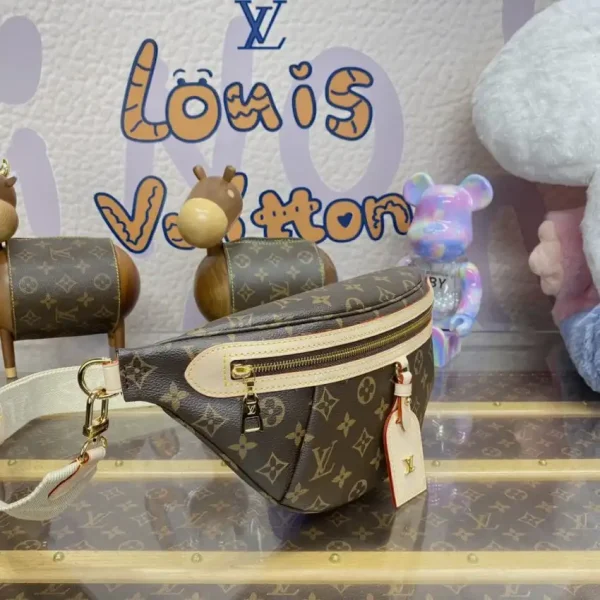 Louis Vuitton Bumbag Waist Brown - Image 2