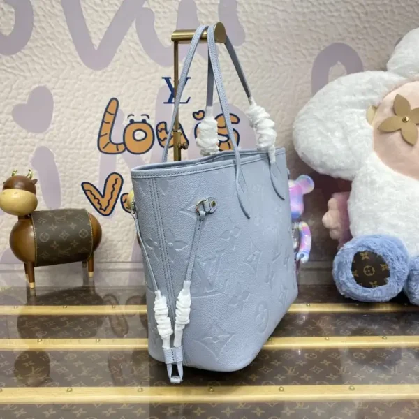 Louis Vuitton Neverfull MM Sky Blue - Image 4