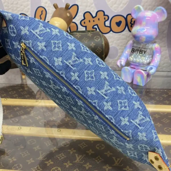 Louis Vuitton Bumbag Waist Denim - Image 6