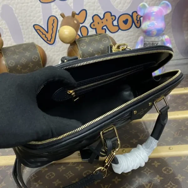 Louis Vuitton Alma PM Black - Image 7