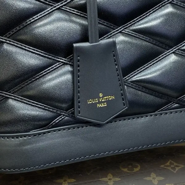 Louis Vuitton Alma PM Black - Image 3
