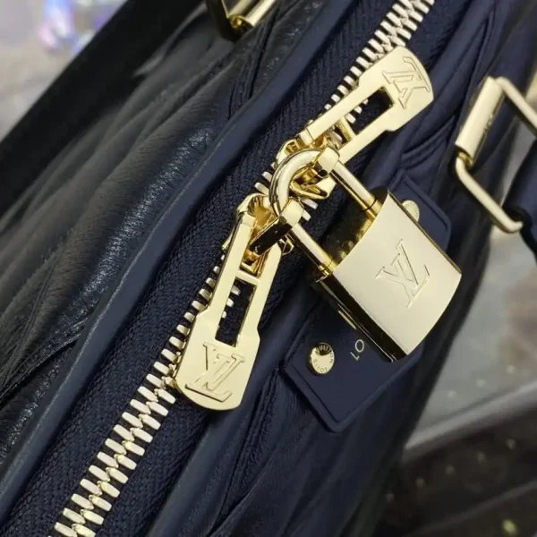 Louis Vuitton Alma PM Black - Image 5