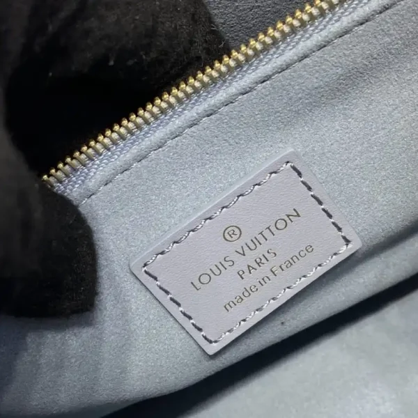 LV OnTheGo PM Light Blue - Image 7