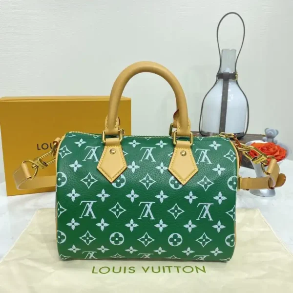 Louis Vuitton Speedy P9 Bandouliere 25 Green - Image 3