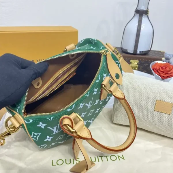 Louis Vuitton Speedy P9 Bandouliere 25 Green - Image 5