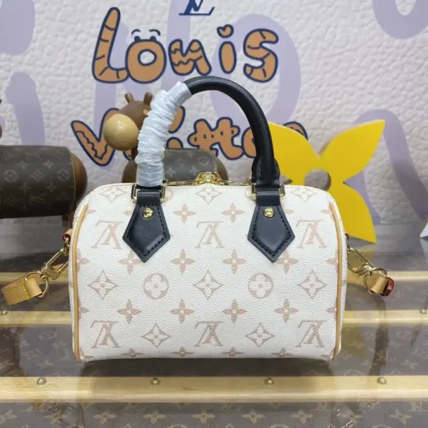 Louis Vuitton Speedy Bandouliere Beige - Image 8