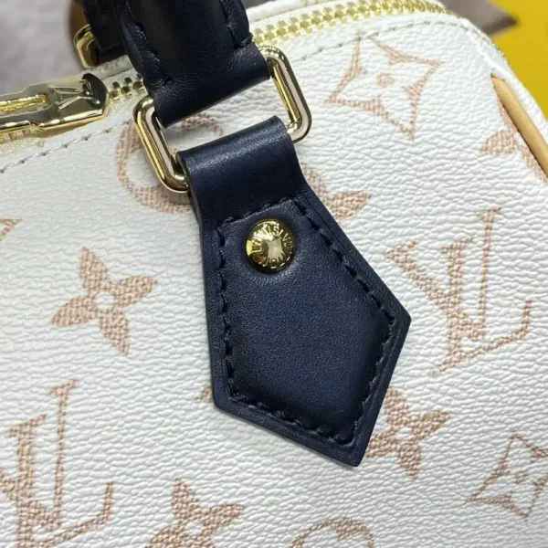 Louis Vuitton Speedy Bandouliere Beige - Image 9