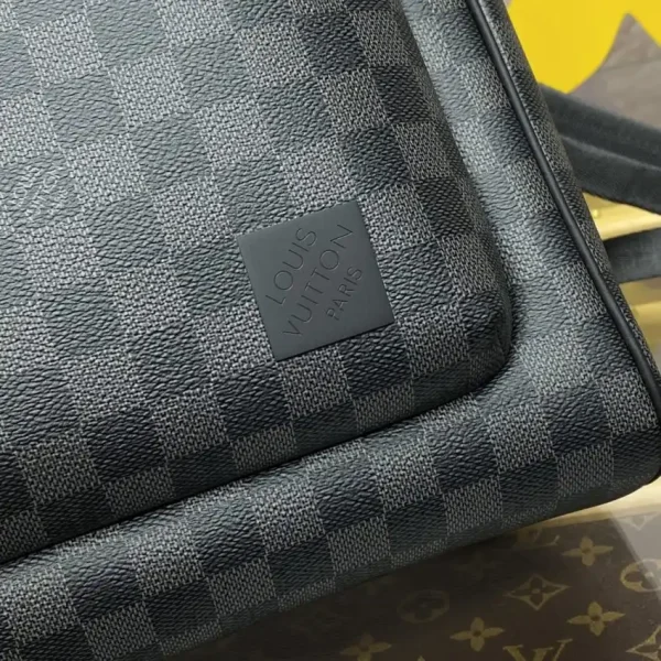 Louis Vuitton Avenue Backpack Grid - Image 2
