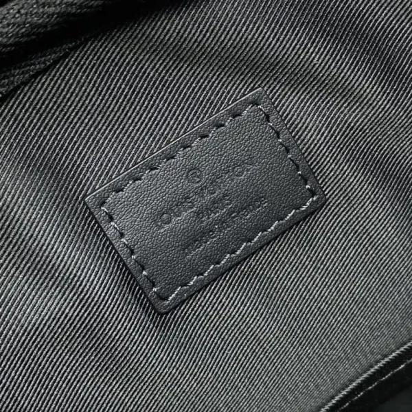 Louis Vuitton Avenue Backpack Grid - Image 4
